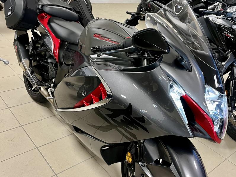 SUZUKI GSX-R 1340 HAYABUSA