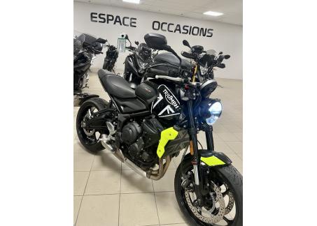 TRIUMPH TRIDENT 660