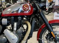 BSA GOLDSTAR 650