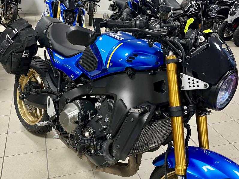 YAMAHA XSR 900 ABS